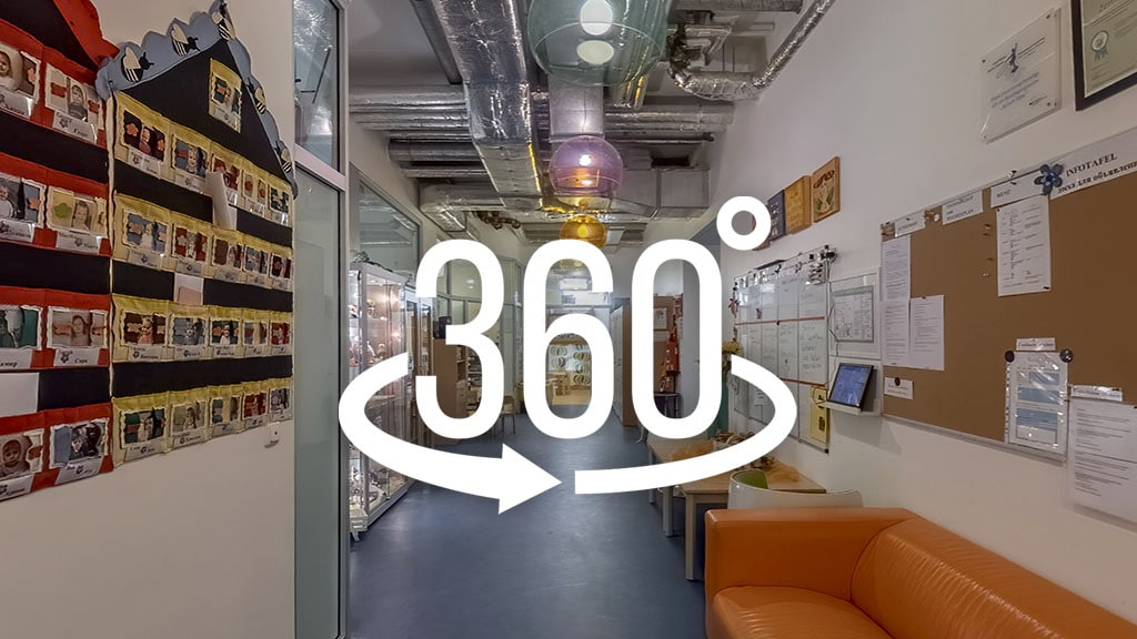360 Grad virtuelle Tour virtueller Rundgang als Raumerlebnis mit Panoramafoto Nezabudka Kindergarten Frankfurt